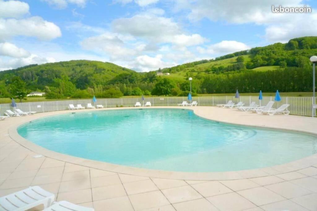 T3 La Savane Saint Geniez D'Olt 2 Piscines Chauffees Dans Une Charmante Residence De Vacances المظهر الخارجي الصورة