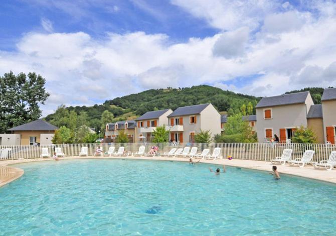 T3 La Savane Saint Geniez D'Olt 2 Piscines Chauffees Dans Une Charmante Residence De Vacances المظهر الخارجي الصورة